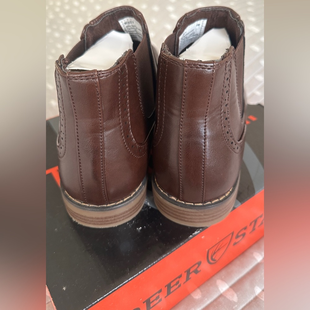 NIB Men's Mikey Dress Comfort Chelsea Boot - Picture 5 of 9